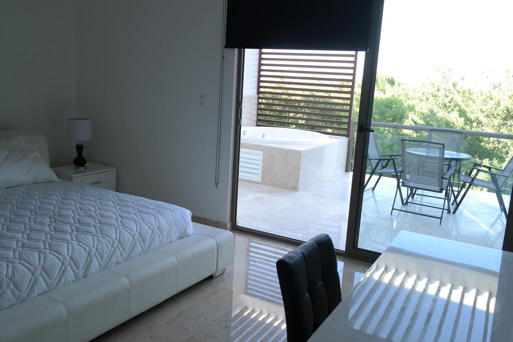 Bahia Principe Vacation Rentals - Quetzal Two-Bedroom Penthouses Akumal Exterior foto